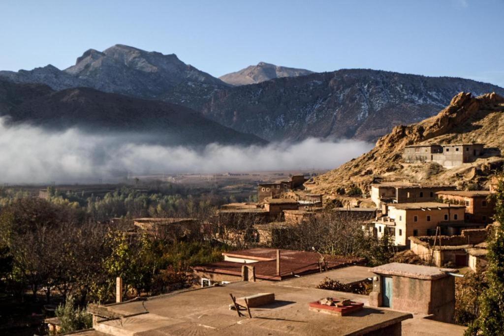 Hotel Kasbah Ait Bouguemez Agouti Esterno foto