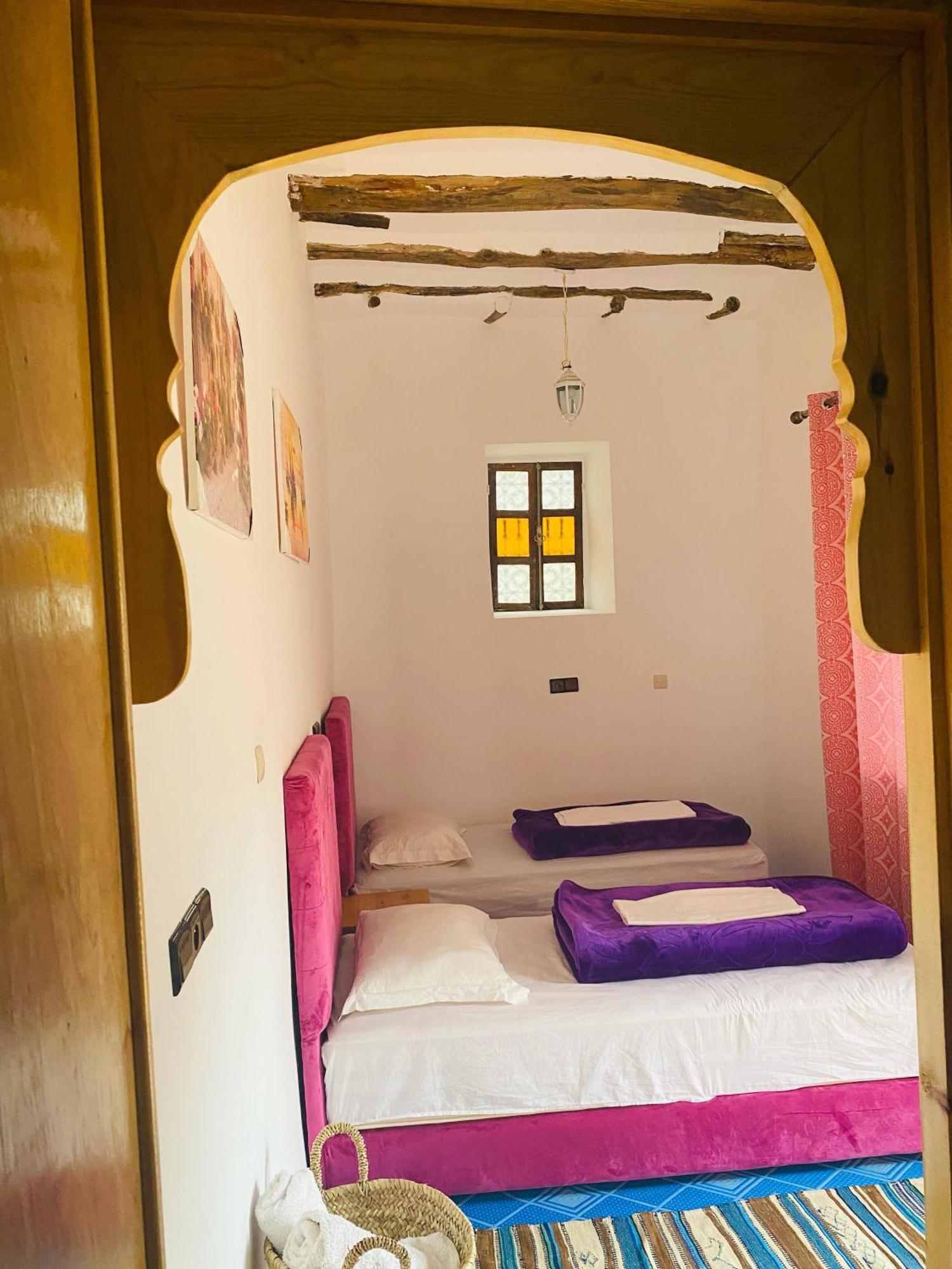 Hotel Kasbah Ait Bouguemez Agouti Esterno foto