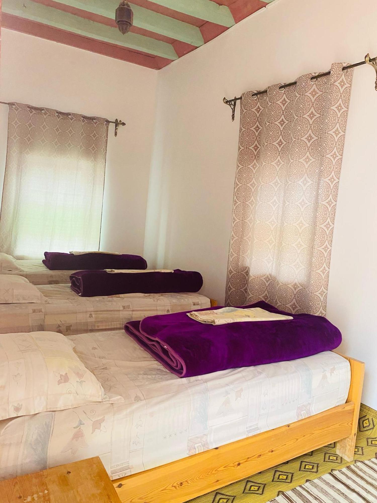 Hotel Kasbah Ait Bouguemez Agouti Esterno foto