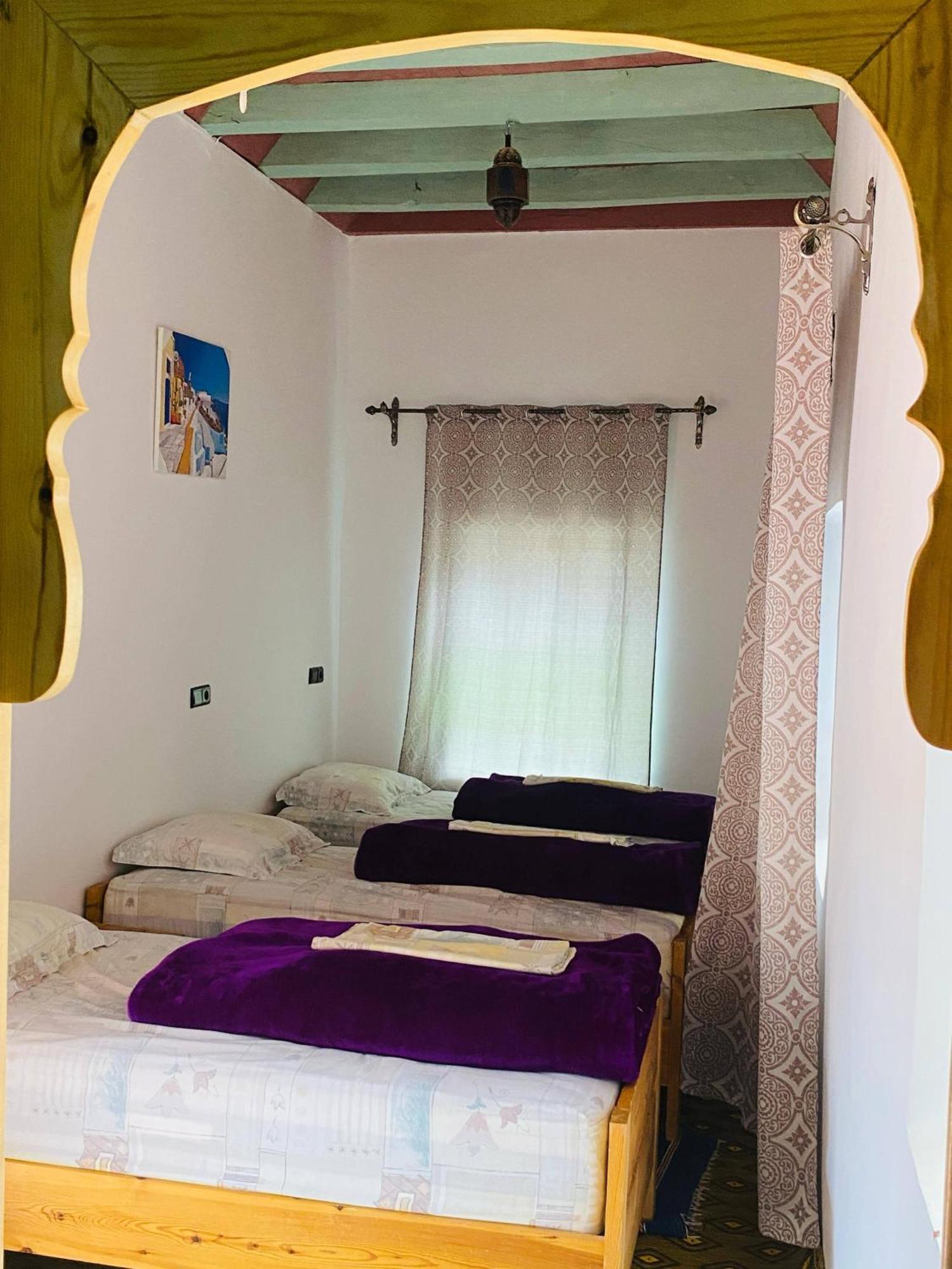 Hotel Kasbah Ait Bouguemez Agouti Esterno foto