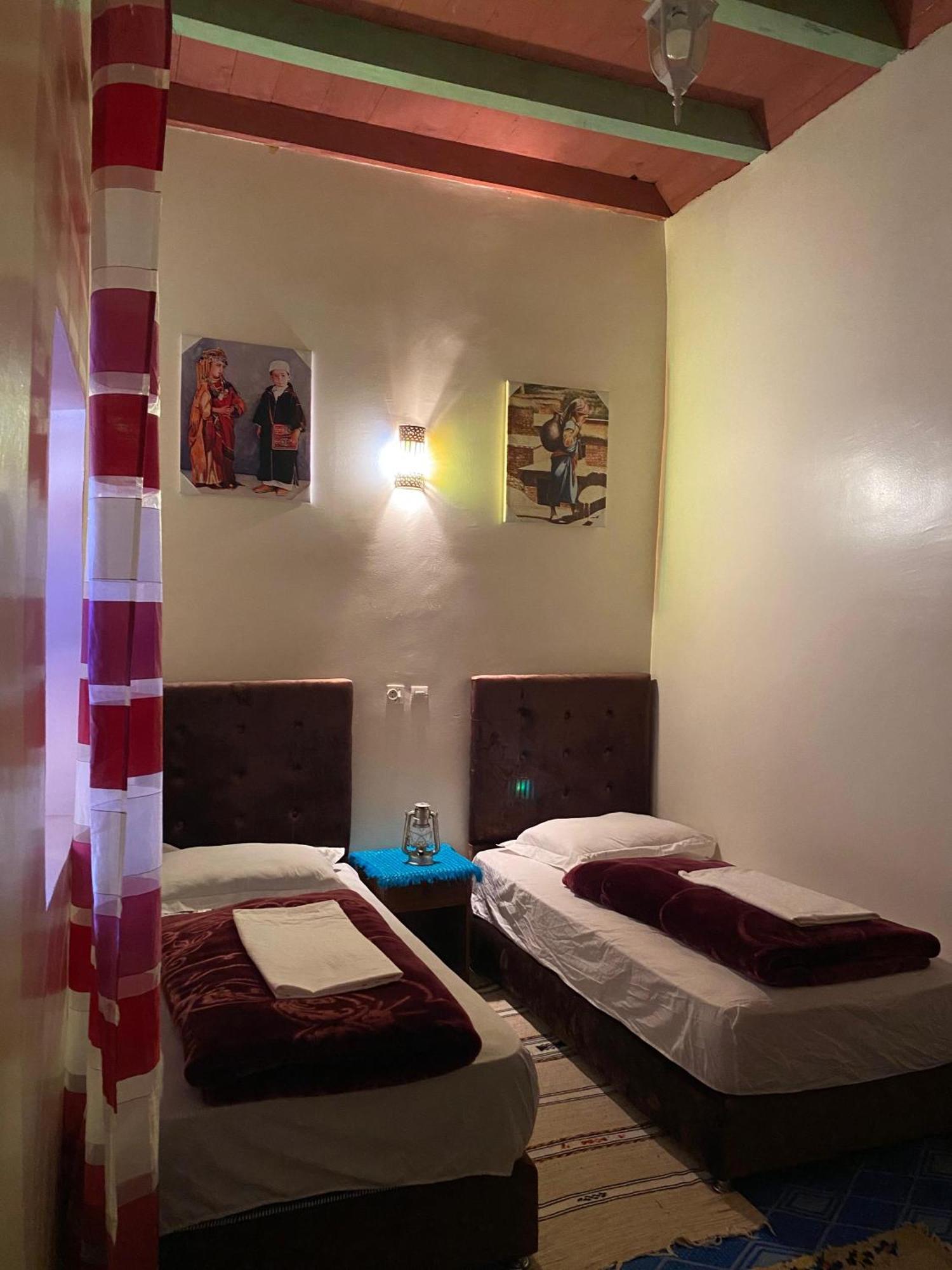 Hotel Kasbah Ait Bouguemez Agouti Esterno foto